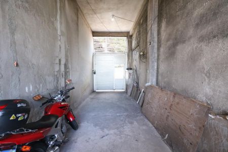 Garagem de casa para alugar com 3 quartos, 120m² em Inamar, Diadema