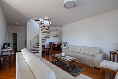 Apartamento para alugar com 877m², 5 quartos e 8 vagas Apartamento para alugar com 877m², 5 quartos e 8 vagasSala