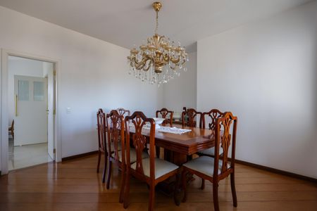 Apartamento para alugar com 877m², 5 quartos e 8 vagas Apartamento para alugar com 877m², 5 quartos e 8 vagasSala de Jantar