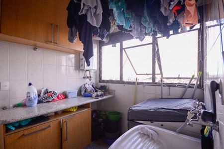 Apartamento à venda com 140m², 3 quartos e 4 vagasÁrea de Serviço 