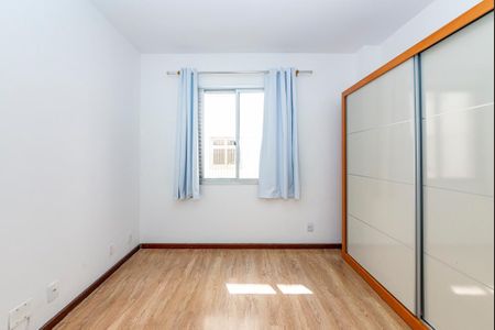 Apartamento para alugar com 98m², 3 quartos e 2 vagas Apartamento para alugar com 98m², 3 quartos e 2 vagasQuarto 2