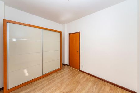 Apartamento para alugar com 98m², 3 quartos e 2 vagas Apartamento para alugar com 98m², 3 quartos e 2 vagasQuarto 2