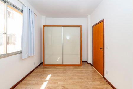 Apartamento para alugar com 98m², 3 quartos e 2 vagas Apartamento para alugar com 98m², 3 quartos e 2 vagasQuarto 2