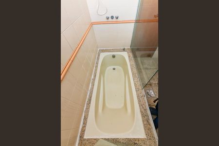 Apartamento para alugar com 98m², 3 quartos e 2 vagas Apartamento para alugar com 98m², 3 quartos e 2 vagasBanheiro da Suíte