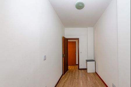 Apartamento para alugar com 98m², 3 quartos e 2 vagas Apartamento para alugar com 98m², 3 quartos e 2 vagasQuarto 3