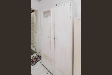 Kitnet - Armário de kitnet/studio para alugar com 0 quarto, 16m² em Vista Alegre, Rio de Janeiro