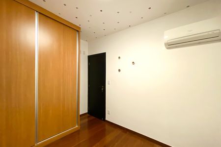 Apartamento para alugar com 90m², 3 quartos e 1 vagaQuarto 2