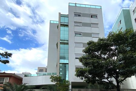 Apartamento para alugar com 90m², 3 quartos e 1 vagaFachada