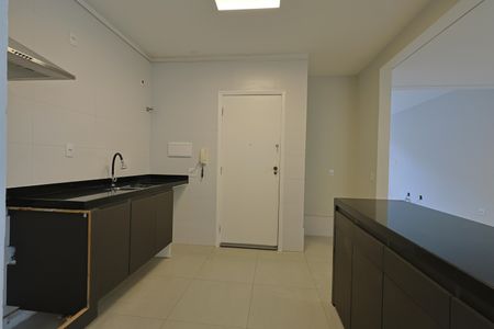 Cozinha  de apartamento à venda com 3 quartos, 120m² em Santa Lúcia, Belo Horizonte