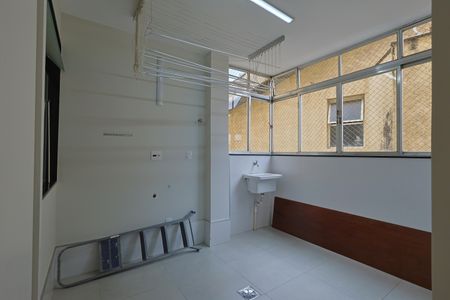Área de Serviço de apartamento à venda com 3 quartos, 120m² em Santa Lúcia, Belo Horizonte