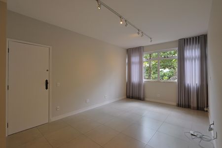 Sala de apartamento à venda com 3 quartos, 120m² em Santa Lúcia, Belo Horizonte
