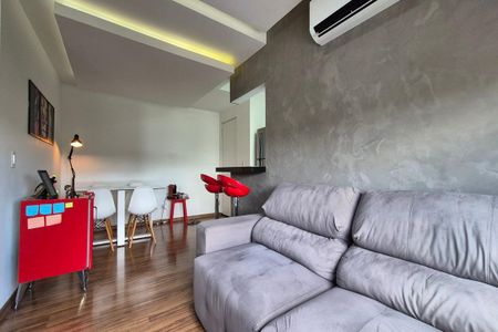 Sala  de apartamento para alugar com 2 quartos, 48m² em Vila Satúrnia, Campinas