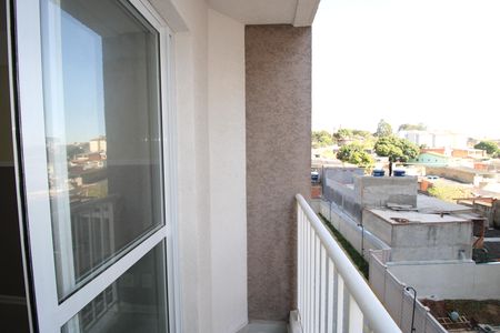 Apartamento para alugar com 28m², 1 quarto e sem vagaSala / Cozinha - Varanda