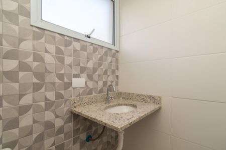 Apartamento à venda com 41m², 2 quartos e sem vaga Apartamento à venda com 41m², 2 quartos e sem vagaBanheiro Social