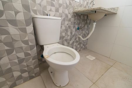 Apartamento à venda com 41m², 2 quartos e sem vaga Apartamento à venda com 41m², 2 quartos e sem vagaBanheiro Social