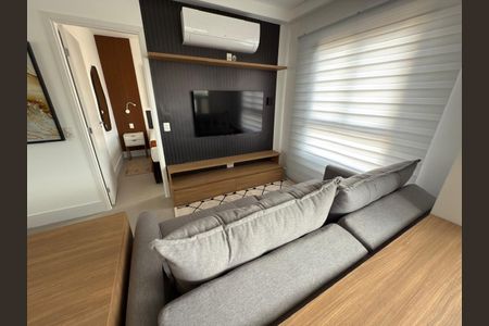 Sala de apartamento para alugar com 1 quarto, 35m² em Indianópolis, São Paulo