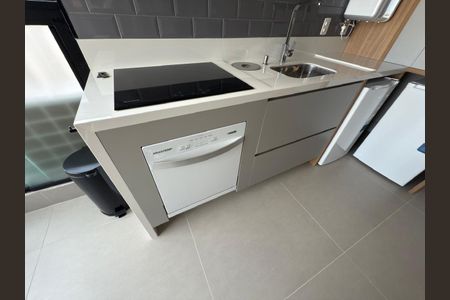 Cozinha de apartamento para alugar com 1 quarto, 35m² em Indianópolis, São Paulo