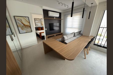 Sala de apartamento para alugar com 1 quarto, 35m² em Indianópolis, São Paulo