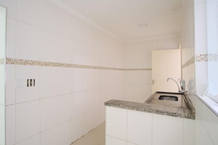Casa para alugar com 80m², 2 quartos e 2 vagasCozinha