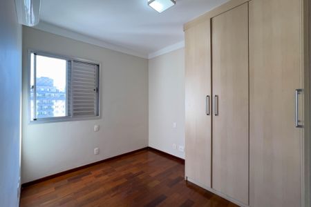 Apartamento à venda com 132m², 3 quartos e 2 vagasQuarto 2