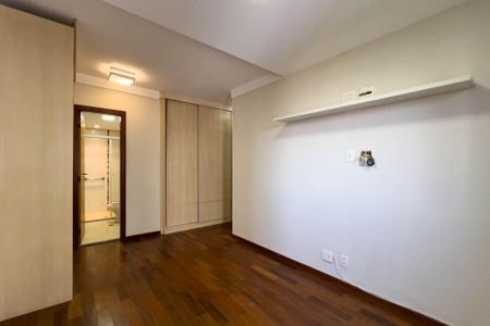 Apartamento à venda com 132m², 3 quartos e 2 vagasQuarto 1