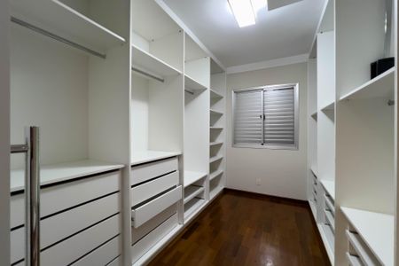 Apartamento à venda com 132m², 3 quartos e 2 vagasCloset do quarto 1