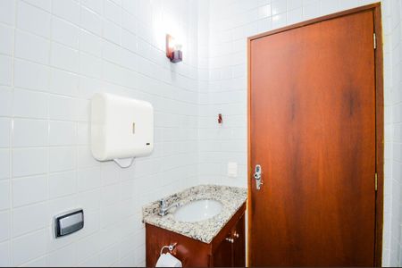 Casa para alugar com 90m², 2 quartos e sem vagaBanheiro