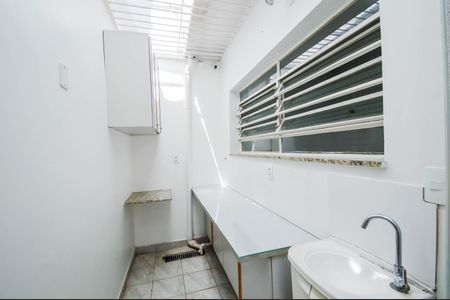 Casa para alugar com 90m², 2 quartos e sem vagaÁrea de Serviço