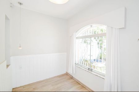 Sala de casa para alugar com 2 quartos, 90m² em Vila Rosalia, Guarulhos