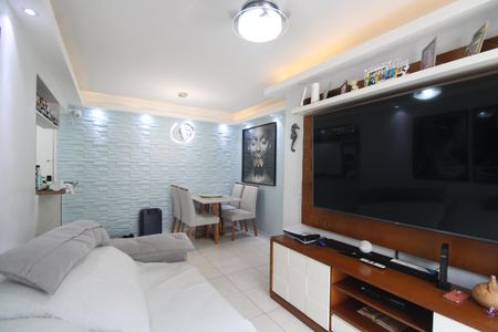 Sala - Corredor de apartamento para alugar com 2 quartos, 56m² em Pechincha, Rio de Janeiro