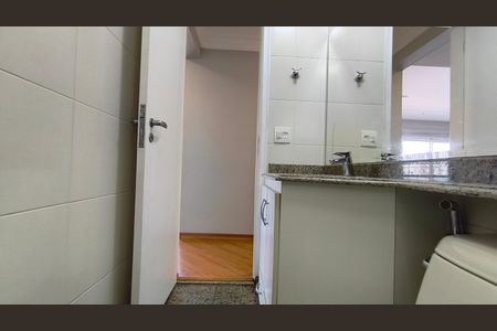 Apartamento à venda com 120m², 3 quartos e 2 vagas Apartamento à venda com 120m², 3 quartos e 2 vagasBanheiro