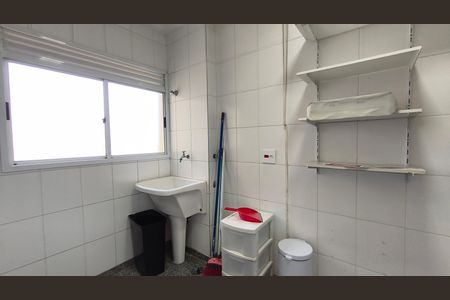 Apartamento à venda com 120m², 3 quartos e 2 vagas Apartamento à venda com 120m², 3 quartos e 2 vagasÁrea de Serviço