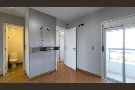 Apartamento à venda com 120m², 3 quartos e 2 vagas Apartamento à venda com 120m², 3 quartos e 2 vagasSuíte