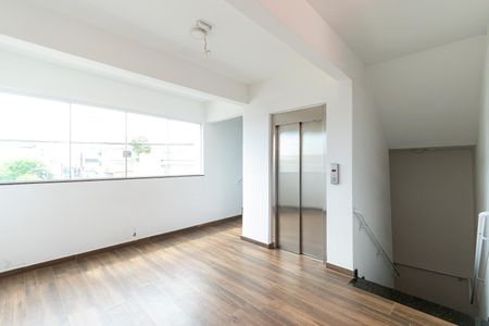 Apartamento à venda com 47m², 2 quartos e sem vagaÁrea comum