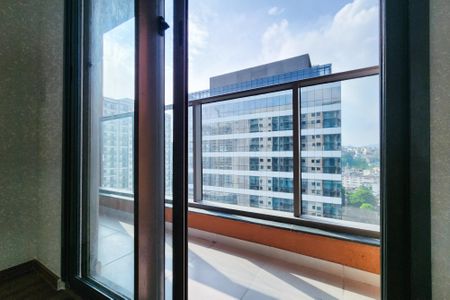 Varanda  de apartamento para alugar com 2 quartos, 44m² em Santo Cristo, Rio de Janeiro