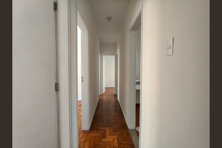 Apartamento à venda com 63m², 4 quartos e 1 vagaCorredor