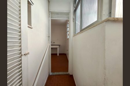 Apartamento à venda com 63m², 4 quartos e 1 vagaÁrea de Serviço