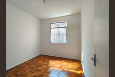 Apartamento à venda com 63m², 4 quartos e 1 vagaQuarto 1