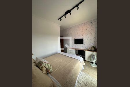 Casa de condomínio para alugar com 364m², 3 quartos e 2 vagasQuarto