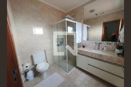 Casa de condomínio para alugar com 364m², 3 quartos e 2 vagasBanheiro