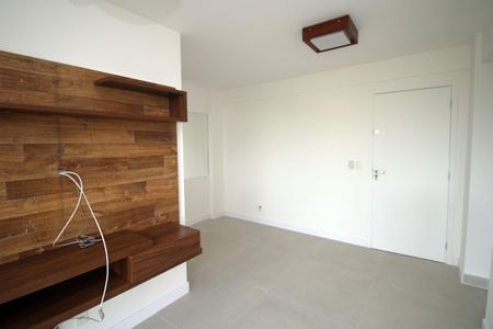 Sala de apartamento à venda com 2 quartos, 45m² em Vicente de Carvalho, Rio de Janeiro