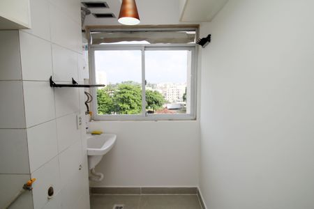 Apartamento à venda com 45m², 2 quartos e 1 vagaÁrea de Serviço