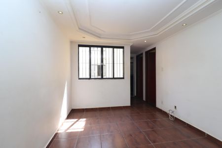 Sala de apartamento para alugar com 2 quartos, 55m² em Conjunto Residencial José Bonifácio, São Paulo