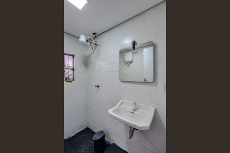 Casa à venda com 150m², 4 quartos e 1 vaga Casa à venda com 150m², 4 quartos e 1 vagaBanheiro de serviço