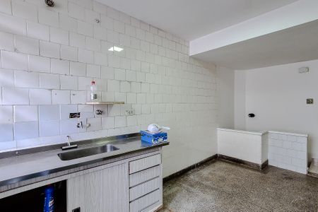 Casa à venda com 150m², 4 quartos e 1 vaga Casa à venda com 150m², 4 quartos e 1 vagaCozinha