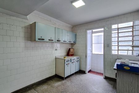 Casa à venda com 150m², 4 quartos e 1 vaga Casa à venda com 150m², 4 quartos e 1 vagaCozinha