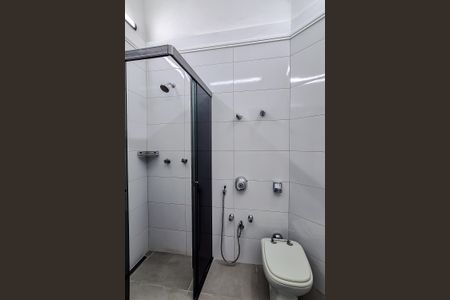 Casa à venda com 150m², 4 quartos e 1 vaga Casa à venda com 150m², 4 quartos e 1 vagaBanheiro