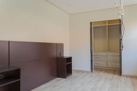 Casa para alugar com 275m², 2 quartos e 2 vagas Casa para alugar com 275m², 2 quartos e 2 vagasSuíte 3