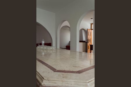 Casa para alugar com 275m², 2 quartos e 2 vagas Casa para alugar com 275m², 2 quartos e 2 vagasSala de Jantar