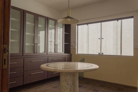 Casa para alugar com 275m², 2 quartos e 2 vagas Casa para alugar com 275m², 2 quartos e 2 vagasSala de Almoço